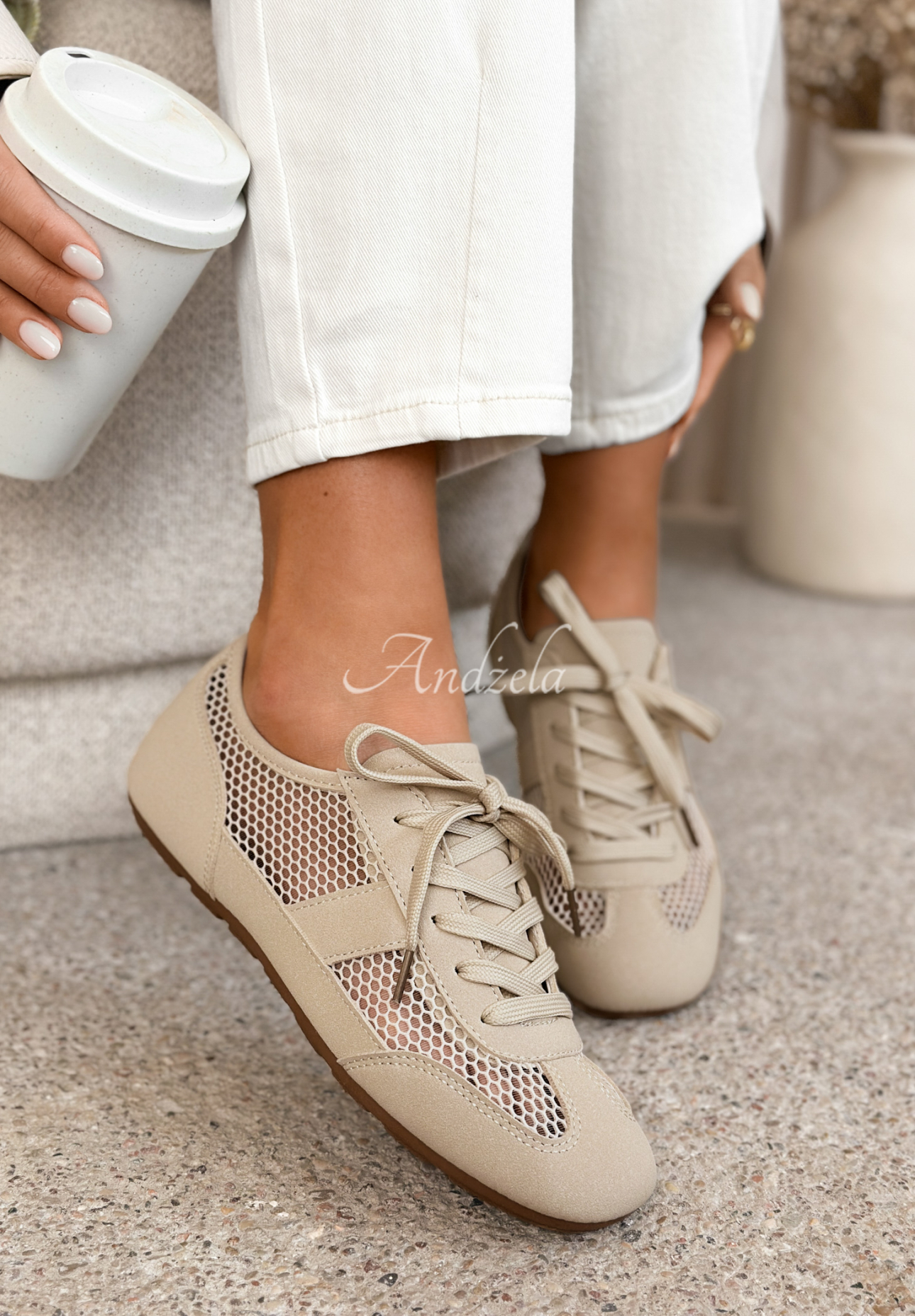 Durchbrochene Sneakers Cassidy Beige