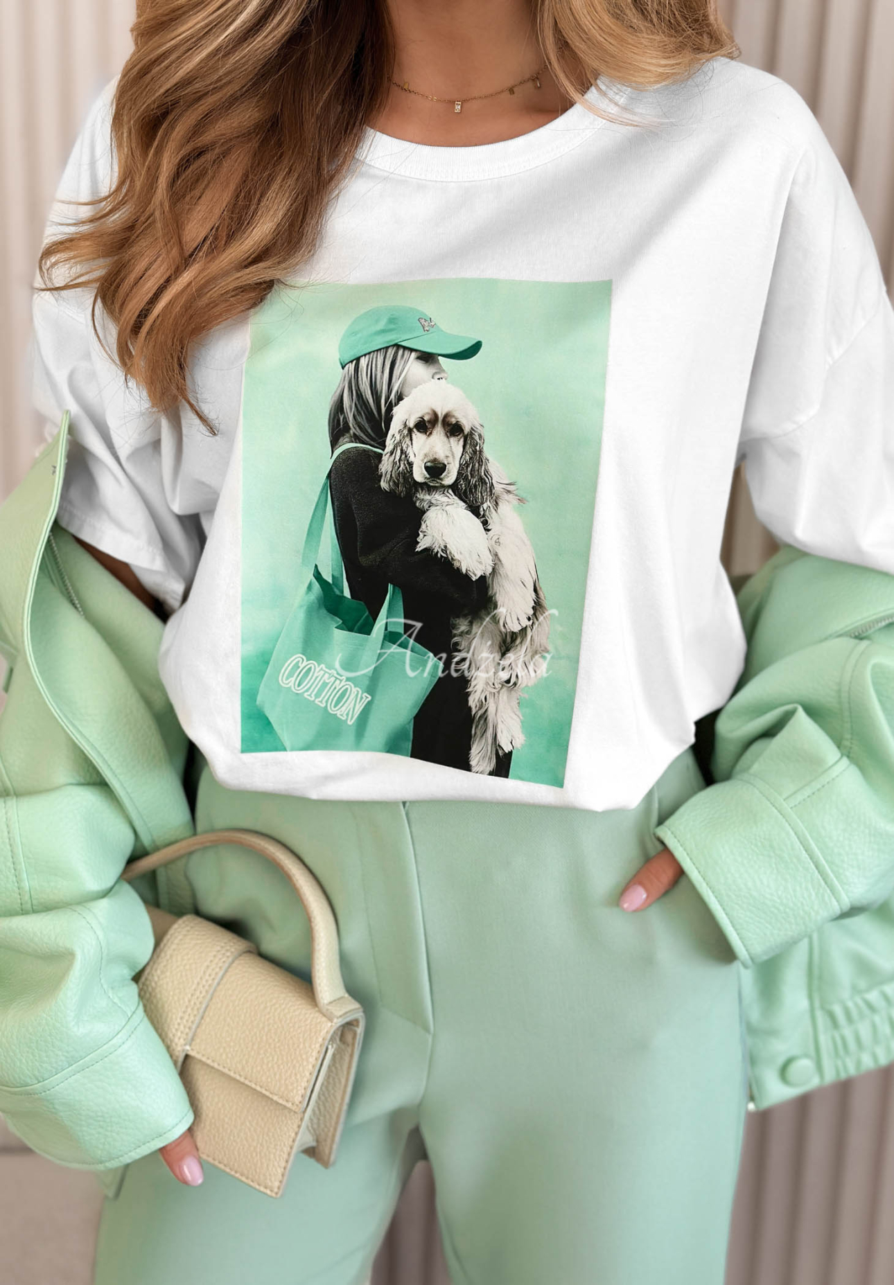 White cotton T-shirt with Matilda print