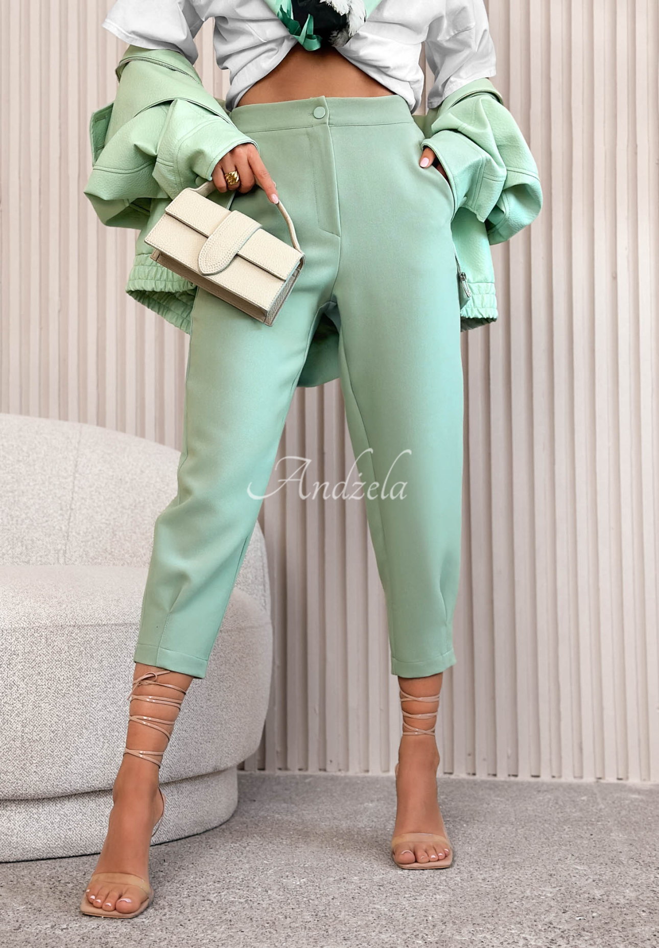 Elegante Zigarettenhose aus Viskose Laura Pistaziengrün