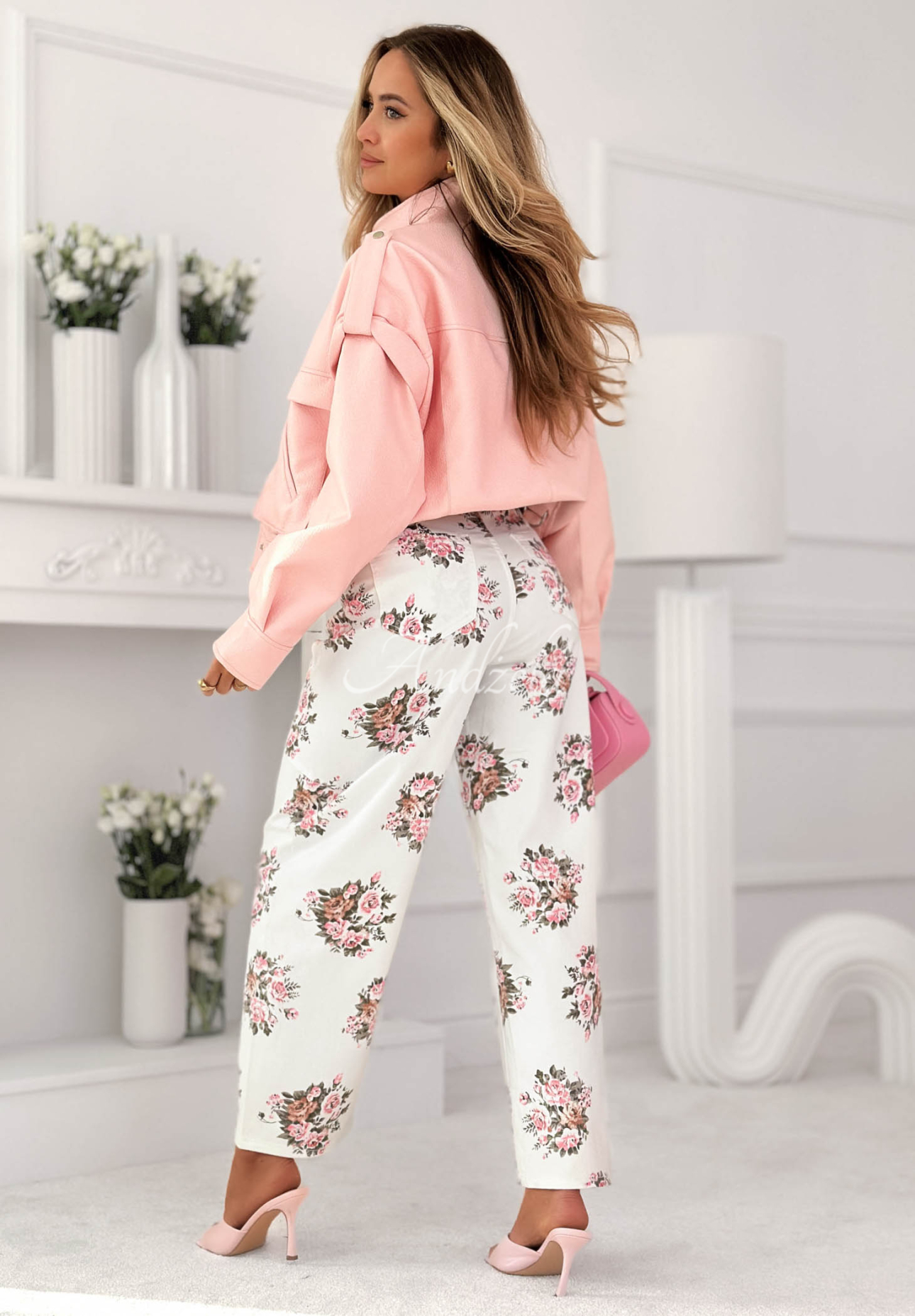 Balloon-Jeans mit Blumenmuster Floral Denim Weiß