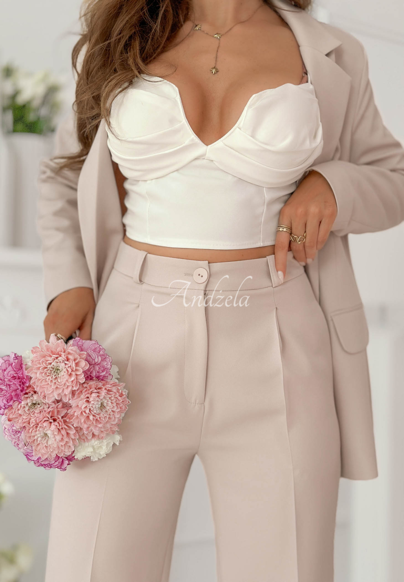 Elegante Hose wide leg aus Viskose Perfect Timing Beige