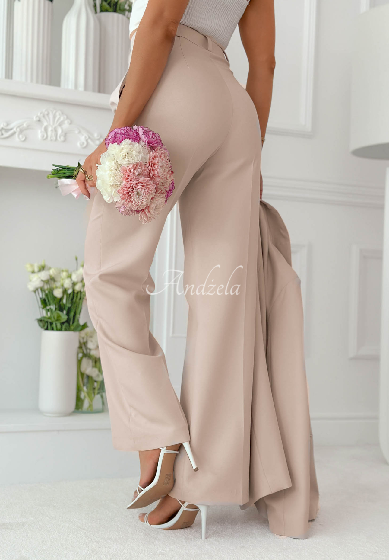 Elegante Hose wide leg aus Viskose Perfect Timing Beige