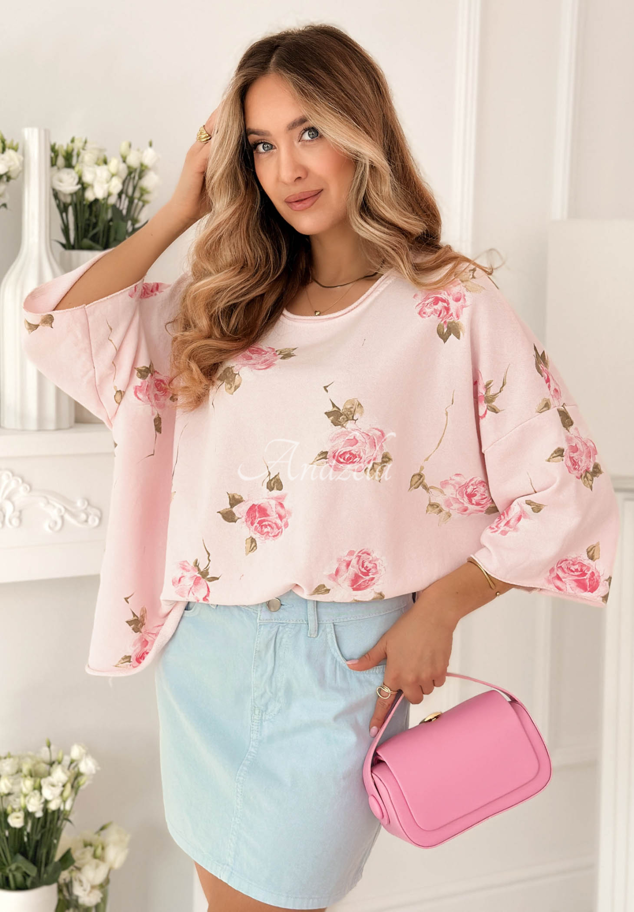Rosanella Oversized Cotton Sweatshirt with Roses in Powder Pink