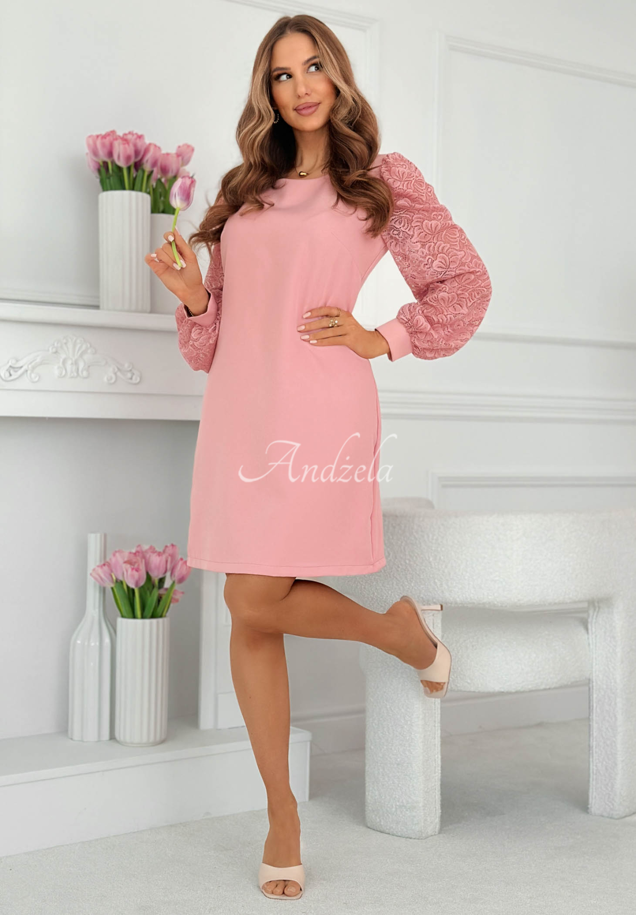 Kleid mit Spitzenärmeln Daniela Puderrosa