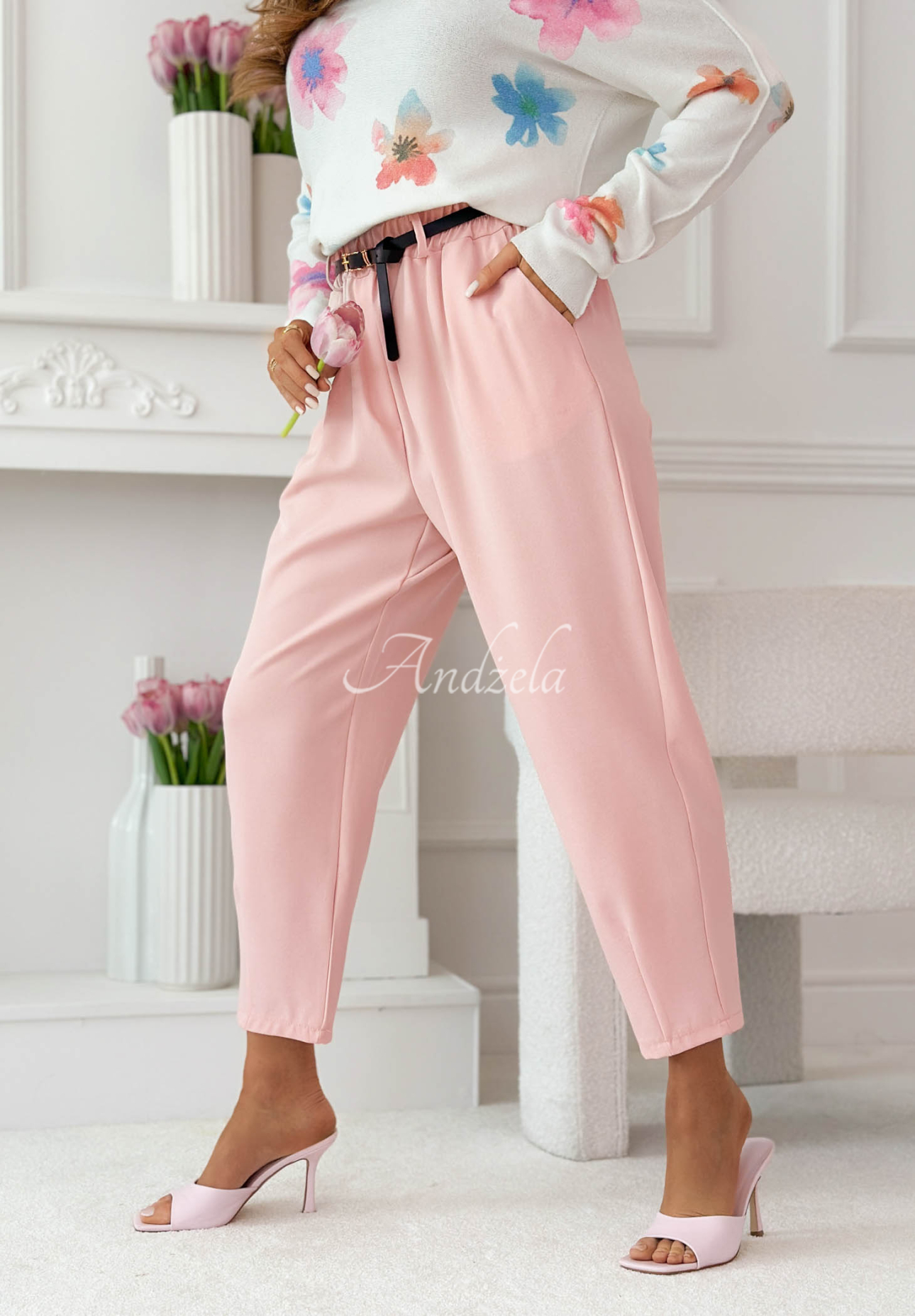 Stoffhose mit Gürtel und Gummizug in der Taille Liora  Rosa