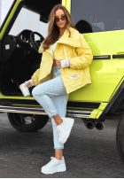 Pikowana kurtka z kołnierzem Where Are We biała