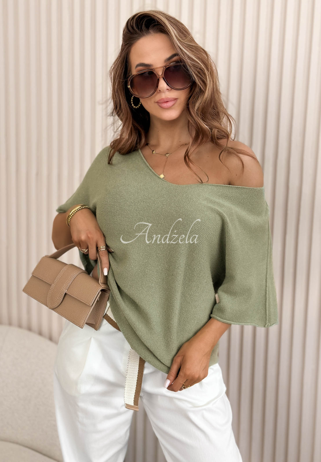 Viskosepullover mit Ausschnitt Summer Daydream Khaki