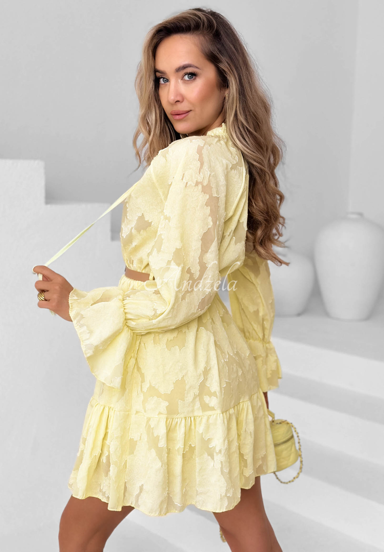 Minikleid mit Rüschen und Gürtel Abigail Gelb