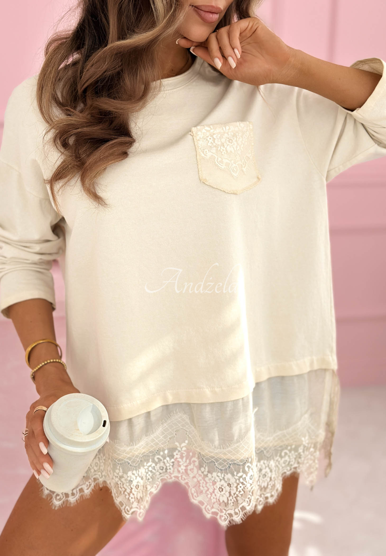 Baumwollbluse mit asymmetrischer Spitze Lovely Choices Beige