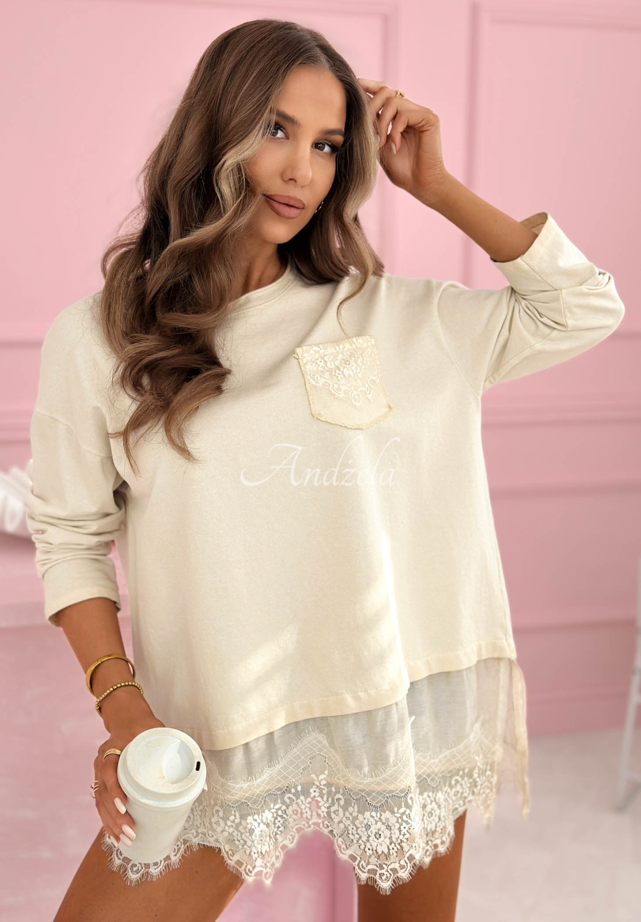 Baumwollbluse mit asymmetrischer Spitze Lovely Choices Beige