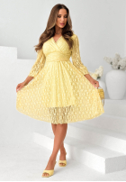 Koronkowa Kleid z marszczoną talią Good Moment Gelb