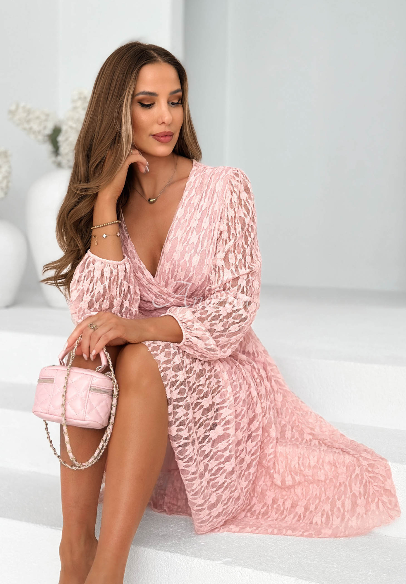 Spitzenkleid mit geraffter Taille Good Moment Puderrosa