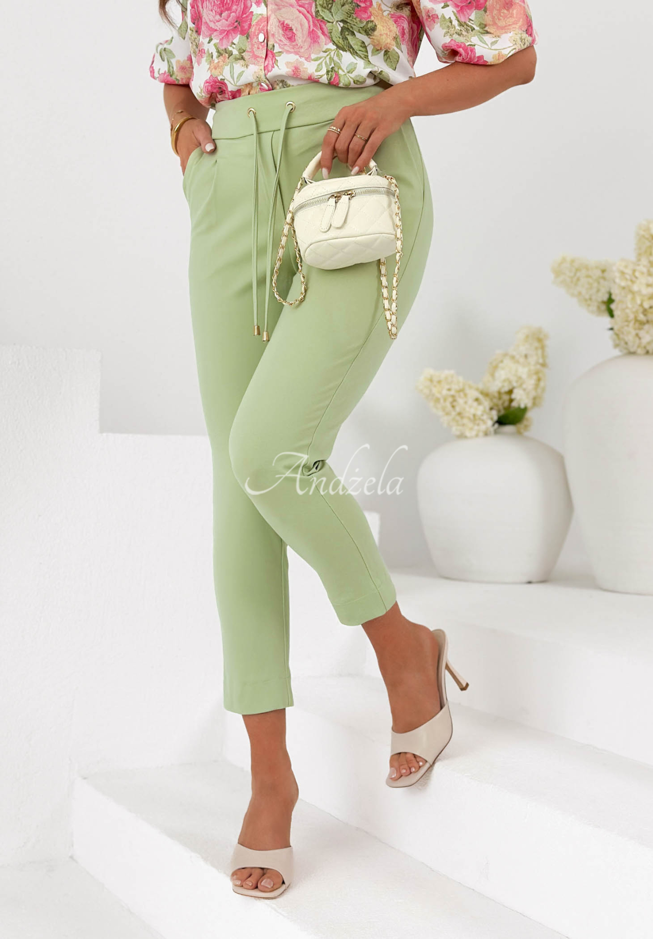 Viskosehose New Mood Pistaziengrün