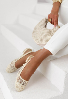 Koronkowe Ballerinas z odkrytą piętą