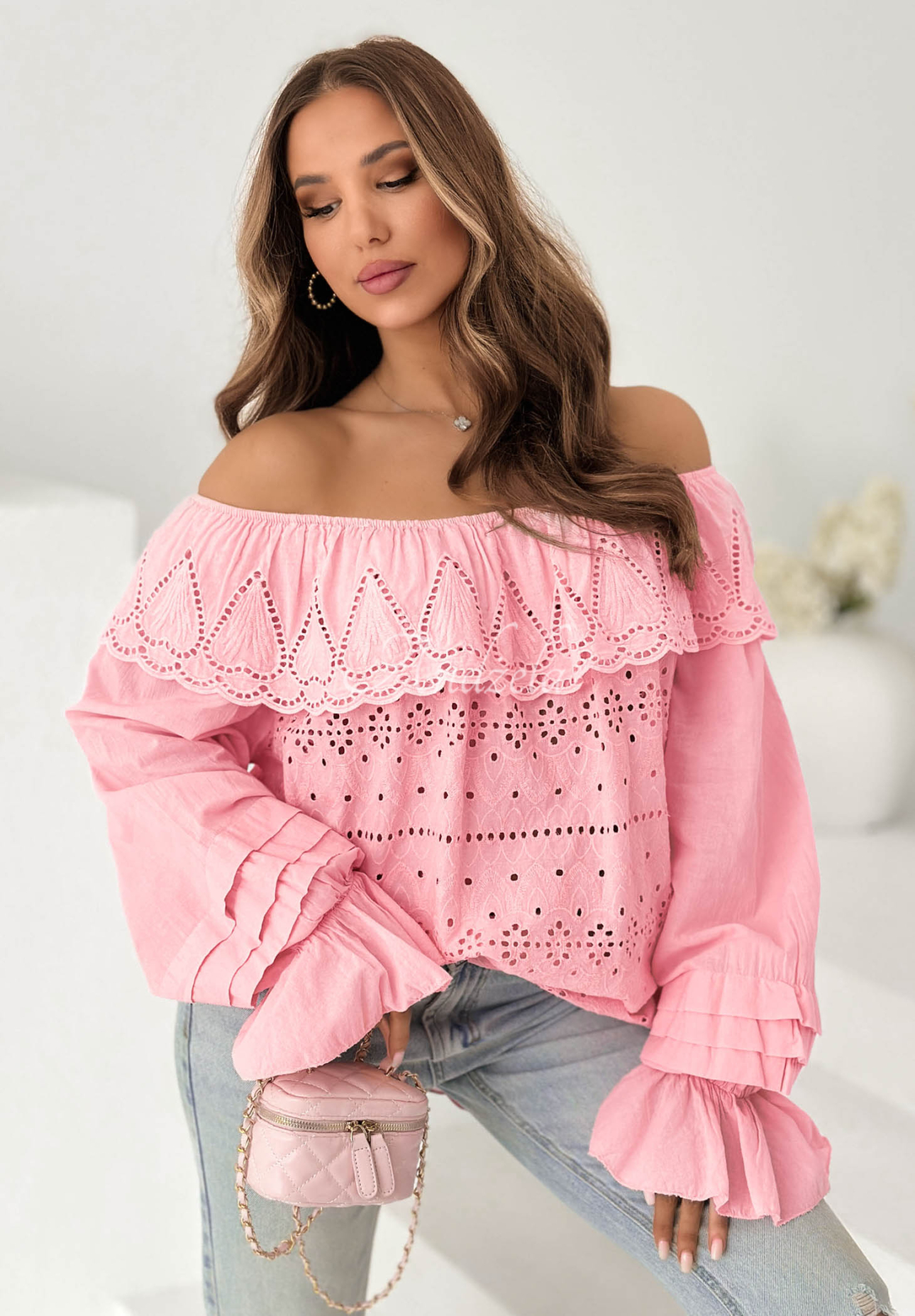 Durchbrochene Boho-Offshoulder Bluse aus Baumwolle Pretty Sunshine Rosa