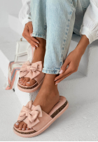 Pantoletten z kokardką Ismeralda Schwarz