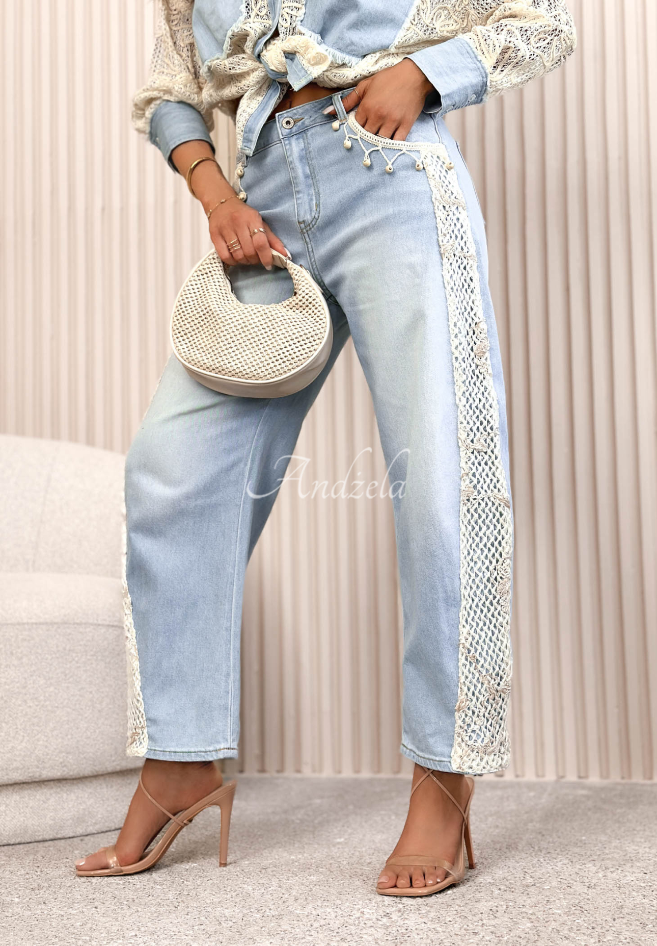 Jeanshose im Mom-Fit mit Spitze Seaside Dream Hellblau