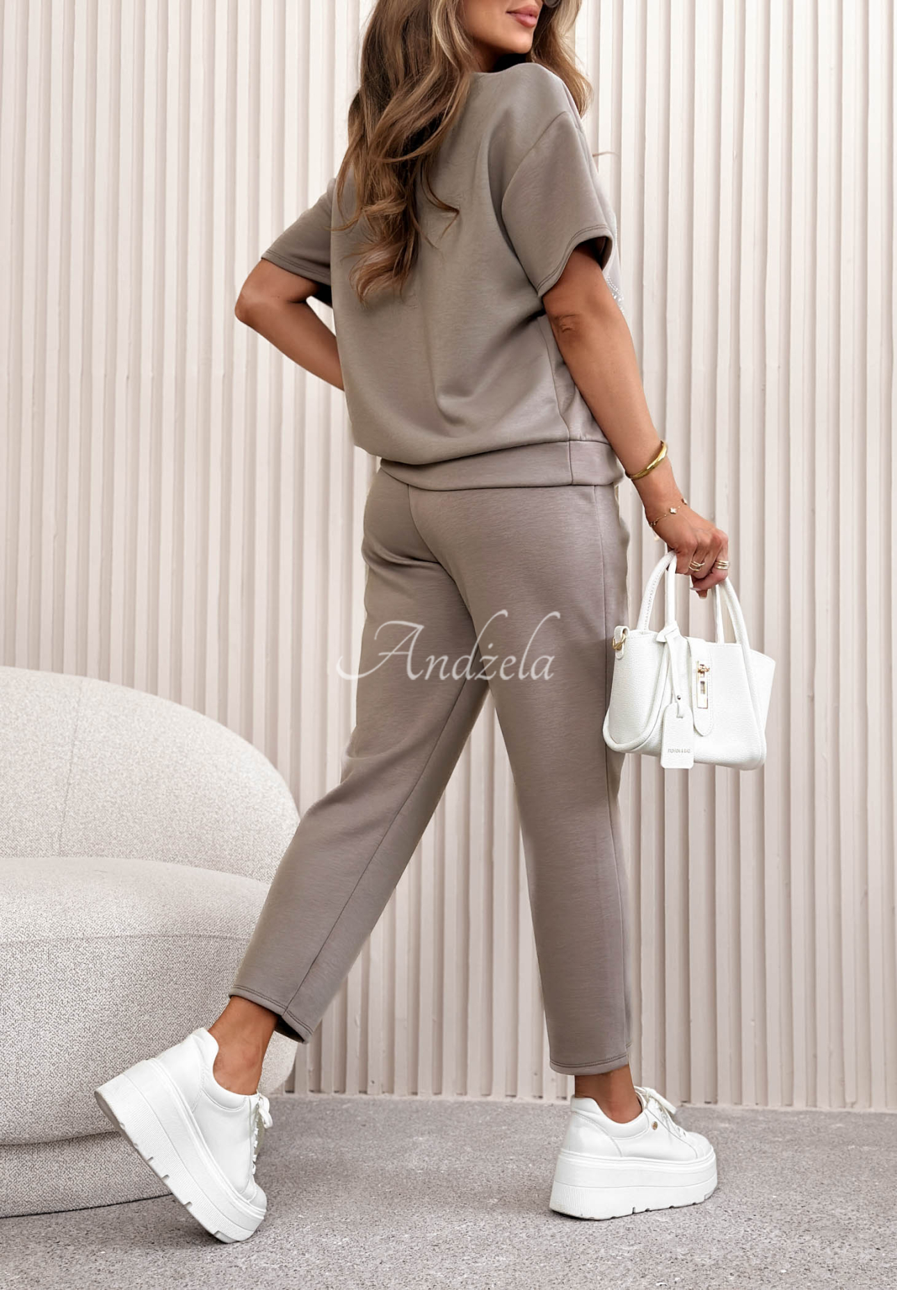 Jogginganzug aus Viskose mit Strasssteinen Dolce Paradise Mokkafarben