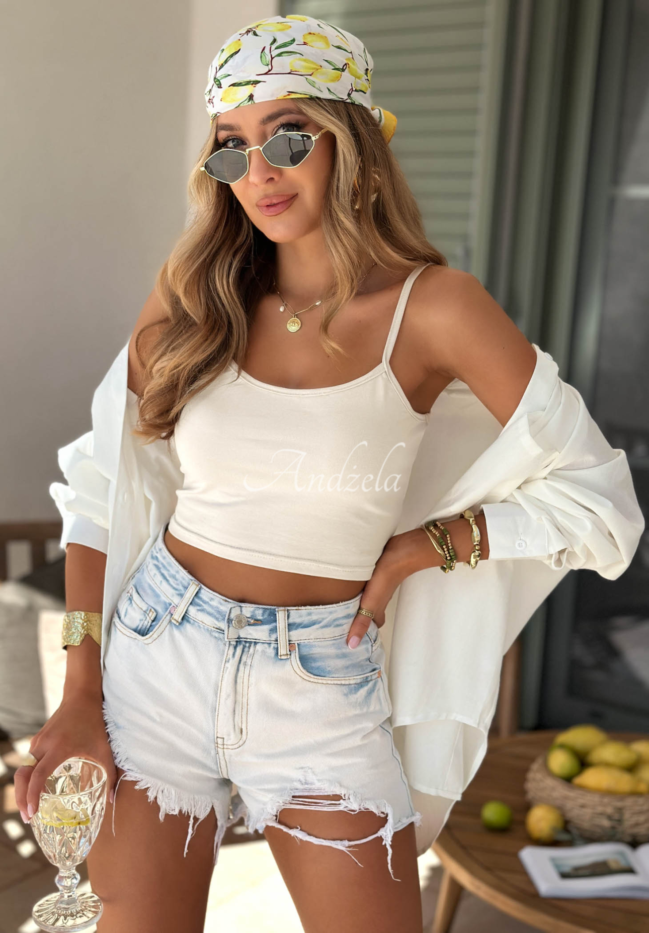 Jeansshorts mit Abschürfungen Denim Days Hellblau