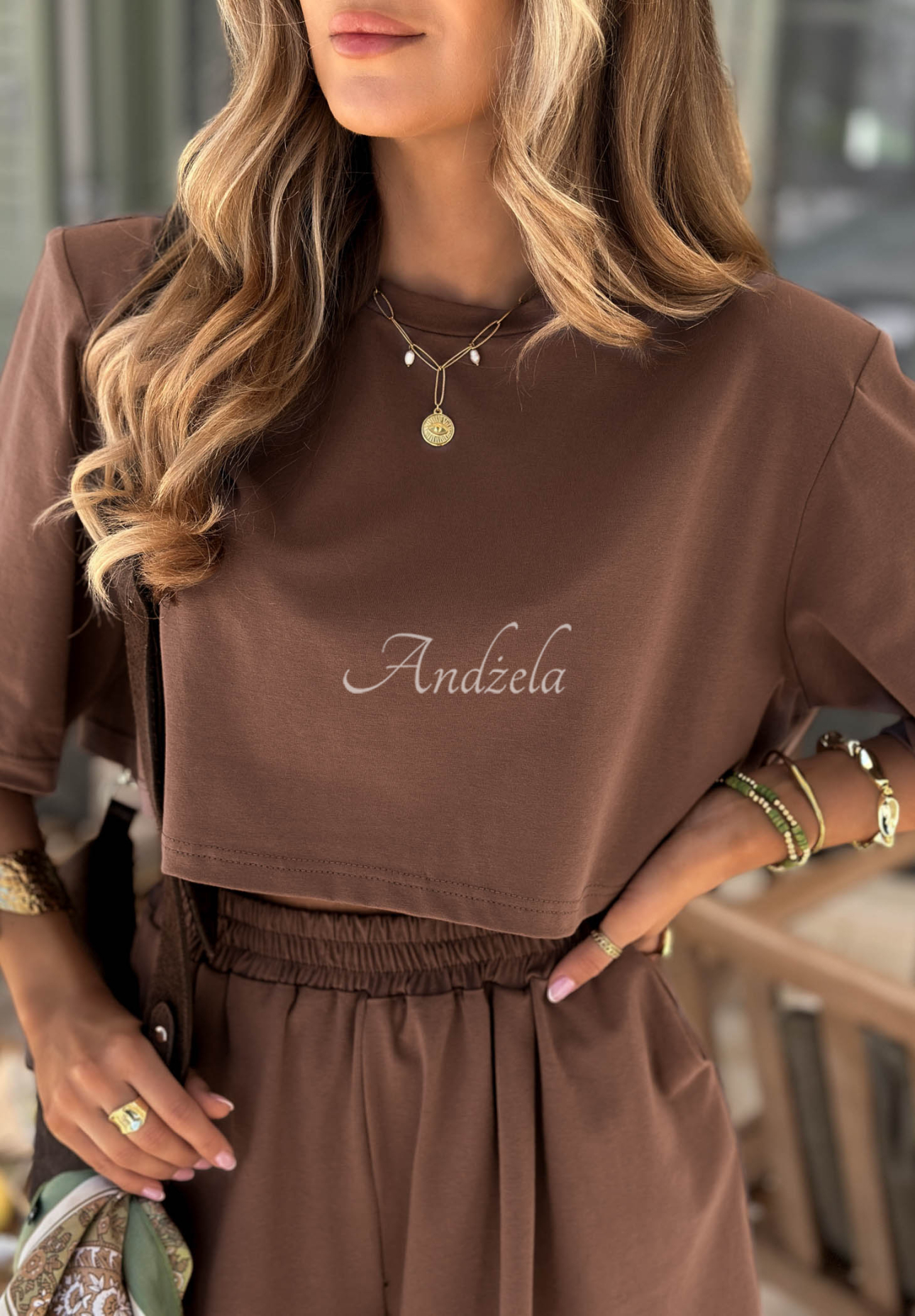 Baumwoll-T-Shirt mit Polstern Viva Oliva Schokoladenbraun