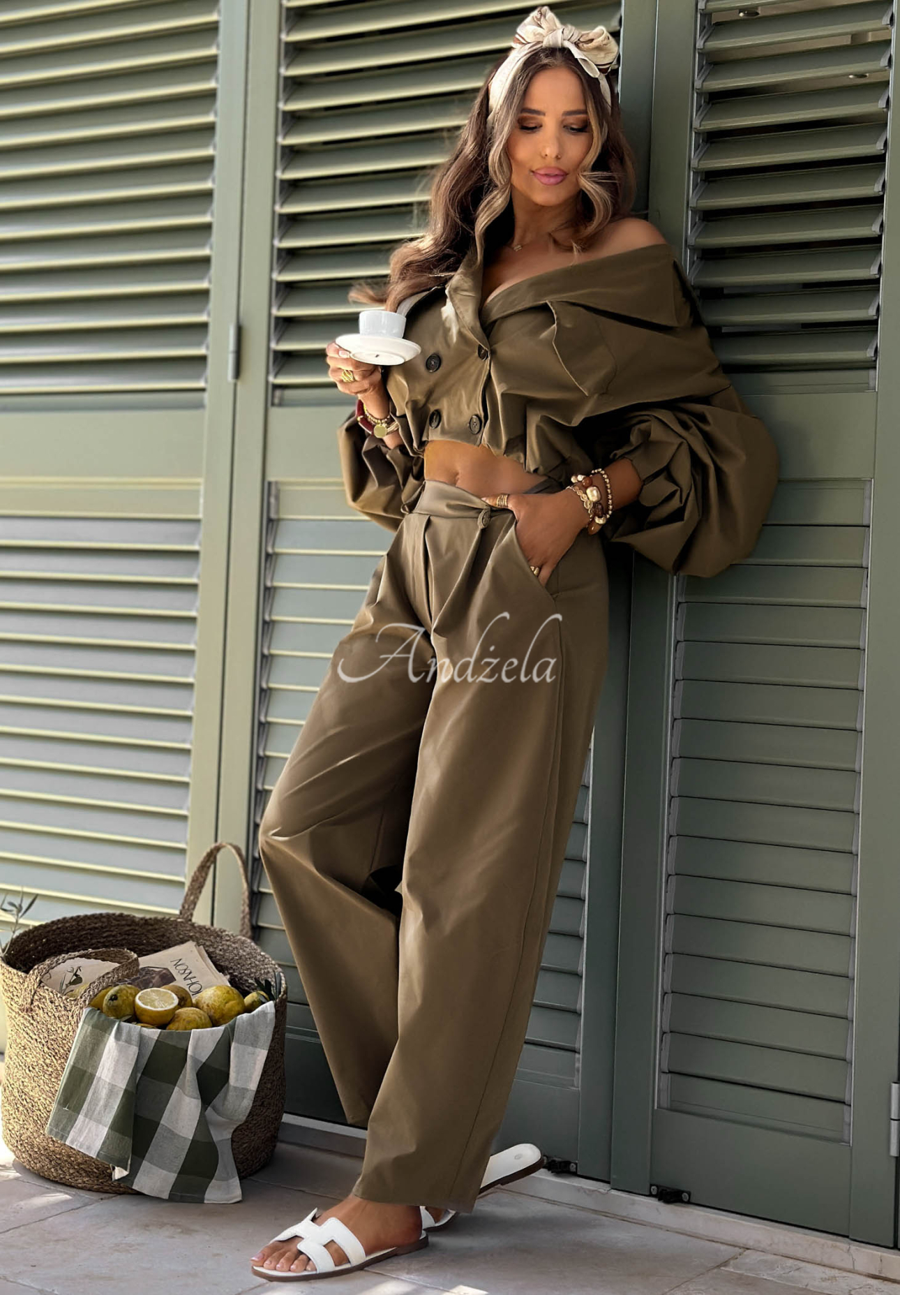 Kurzer, zweireihiger Oversize-Mantel mit Kragen Play Your Cards Khaki