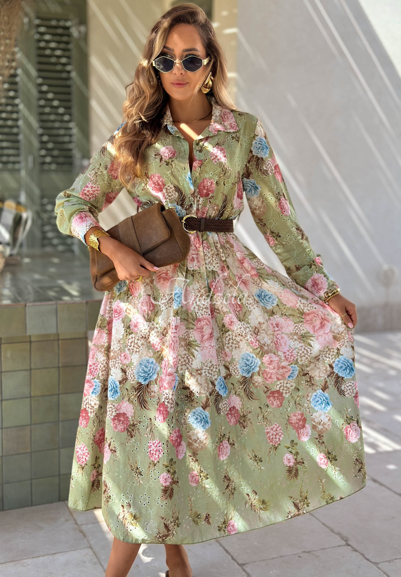 Durchbrochenes Baumwollkleid in Midi-Länge mit Blumenmuster Floribella Khaki