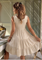 Kleid midi z falbankami Here I Am Beige