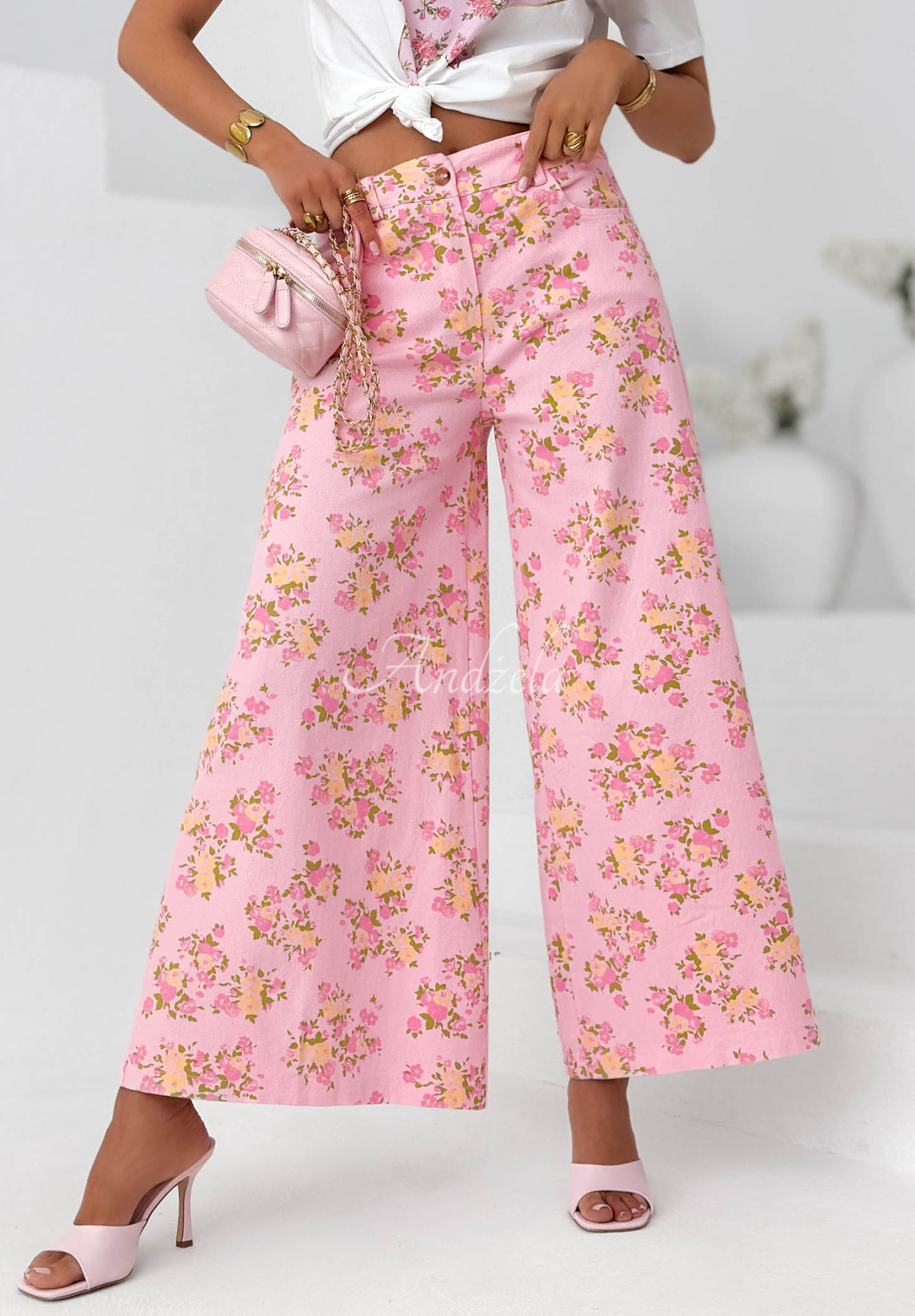 Jeans wide leg mit Blumenmuster Flower Vibes Rosa