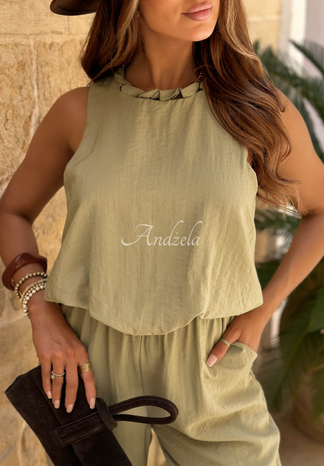 Langer Jumpsuit mit Trägern  Dune Avenue Khaki