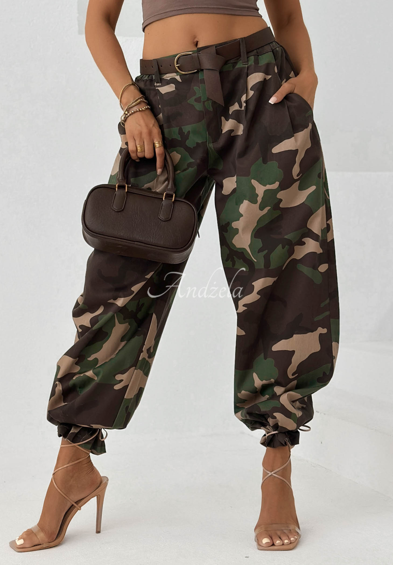 Balloon Stoffhose aus Lyocell in Tarnmuster Camo Charm Khaki