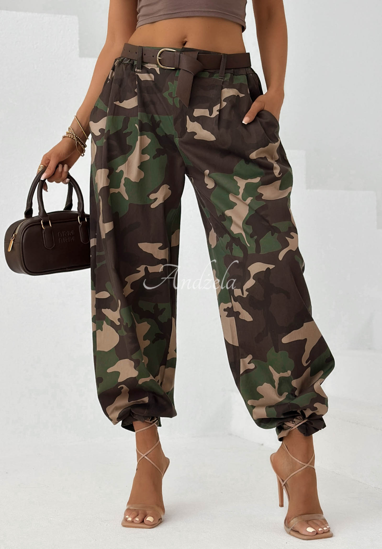Balloon Stoffhose aus Lyocell in Tarnmuster Camo Charm Khaki