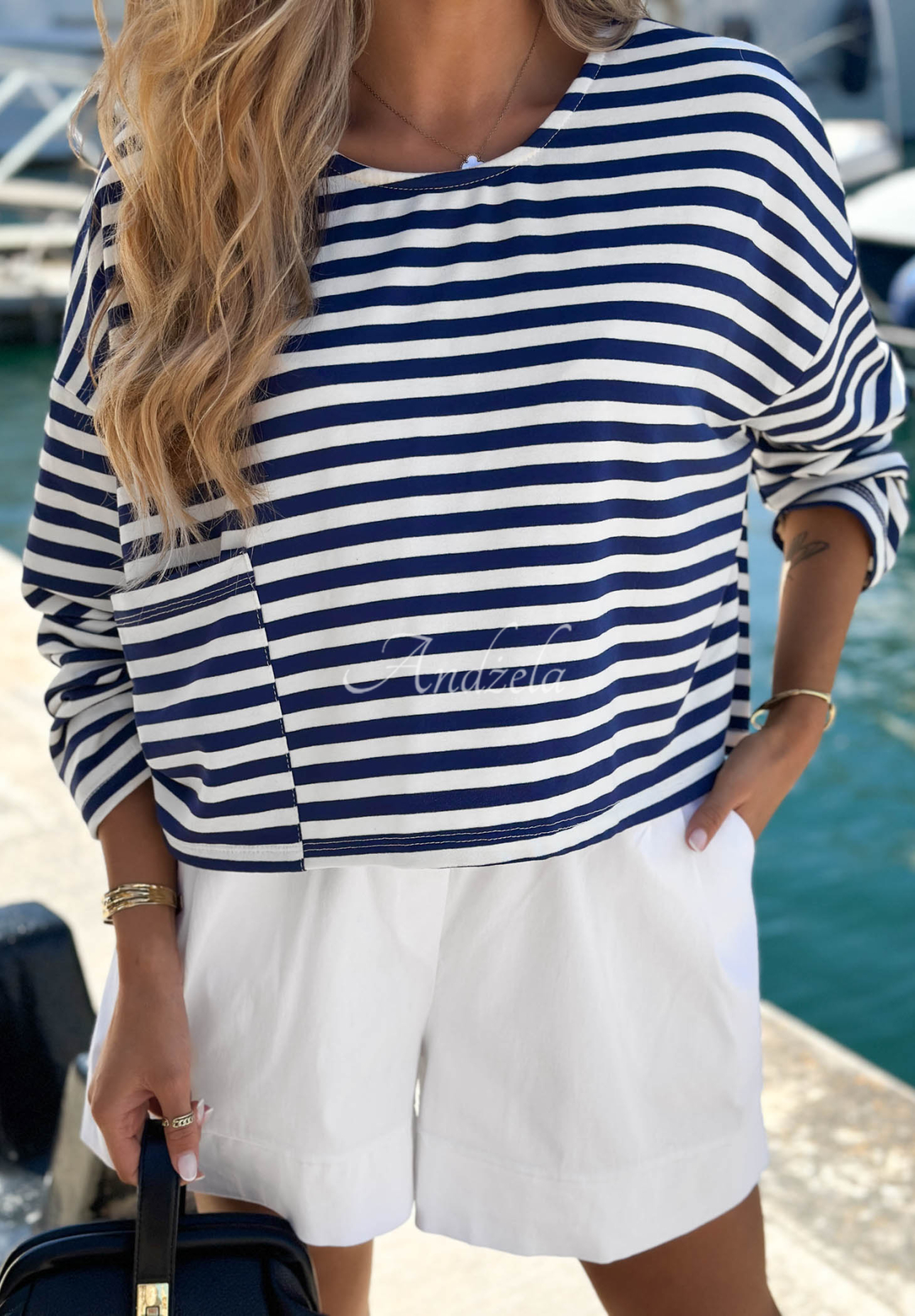 Kurzes, gestreiftes Sweatshirt aus Viskose Sail Winds weiß-dunkelblau