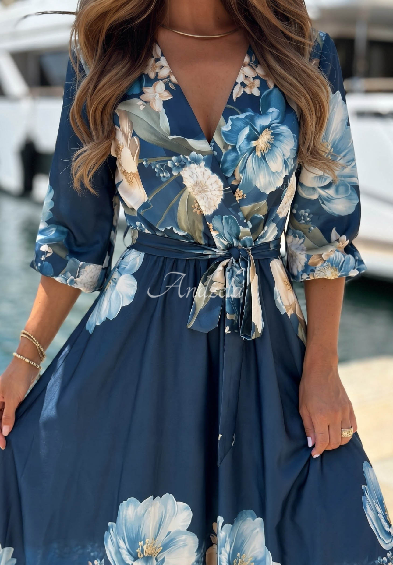 Satin-Maxikleid mit Blumenmuster Lagoon Flora Dunkelblau