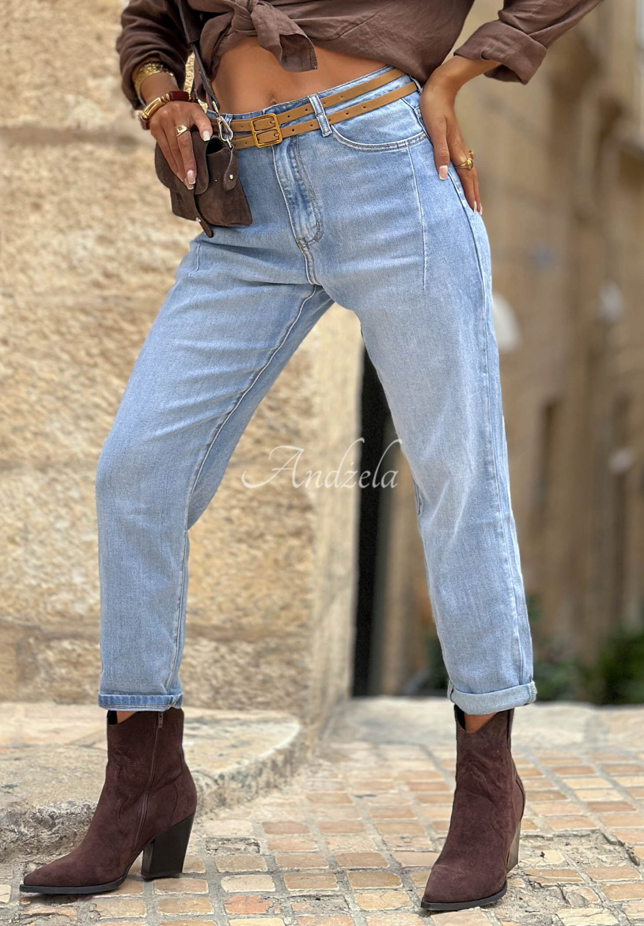 Mom-Jeans mit Gürtel Denim Touch Blau