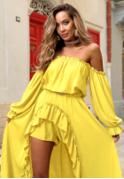 Asymetryczna sukienka Kleid im spanischen Stil z paskiem i falbankami Sand Melody Camel