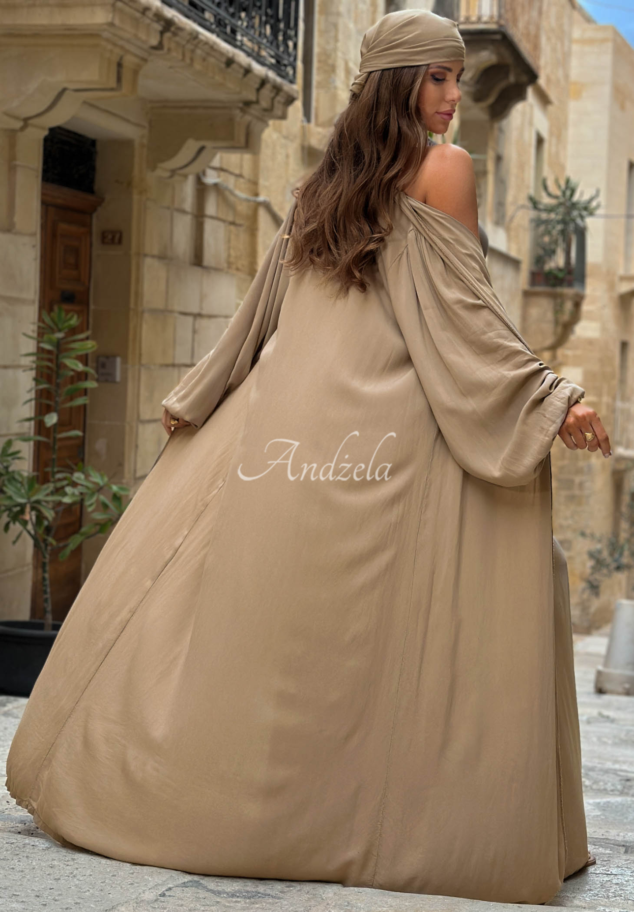 Viskose-Set 4-in-1: Überwurf, Hose, Top und Tuch Amore Bello Beige