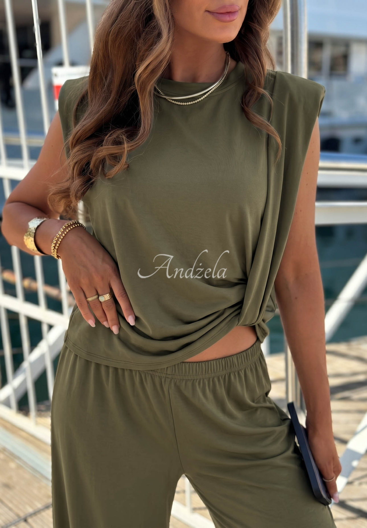 Set Bluse mit Knoten und wide leg Hose aus Lyocell Basic Sun Khaki