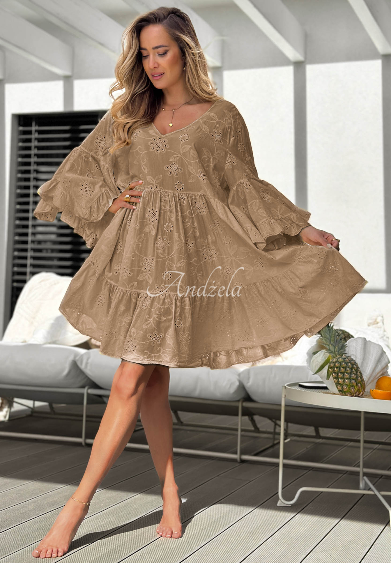 Durchbrochenes Baumwollkleid mit Rüschen Summer Sweetie Camel