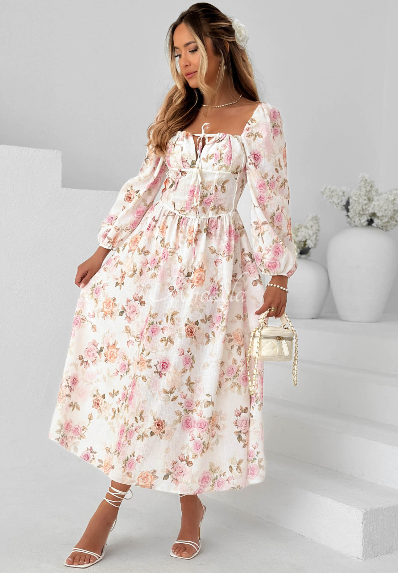 Geblümtes Maxikleid mit langen Ärmeln Sunkissed Blooms Weiß