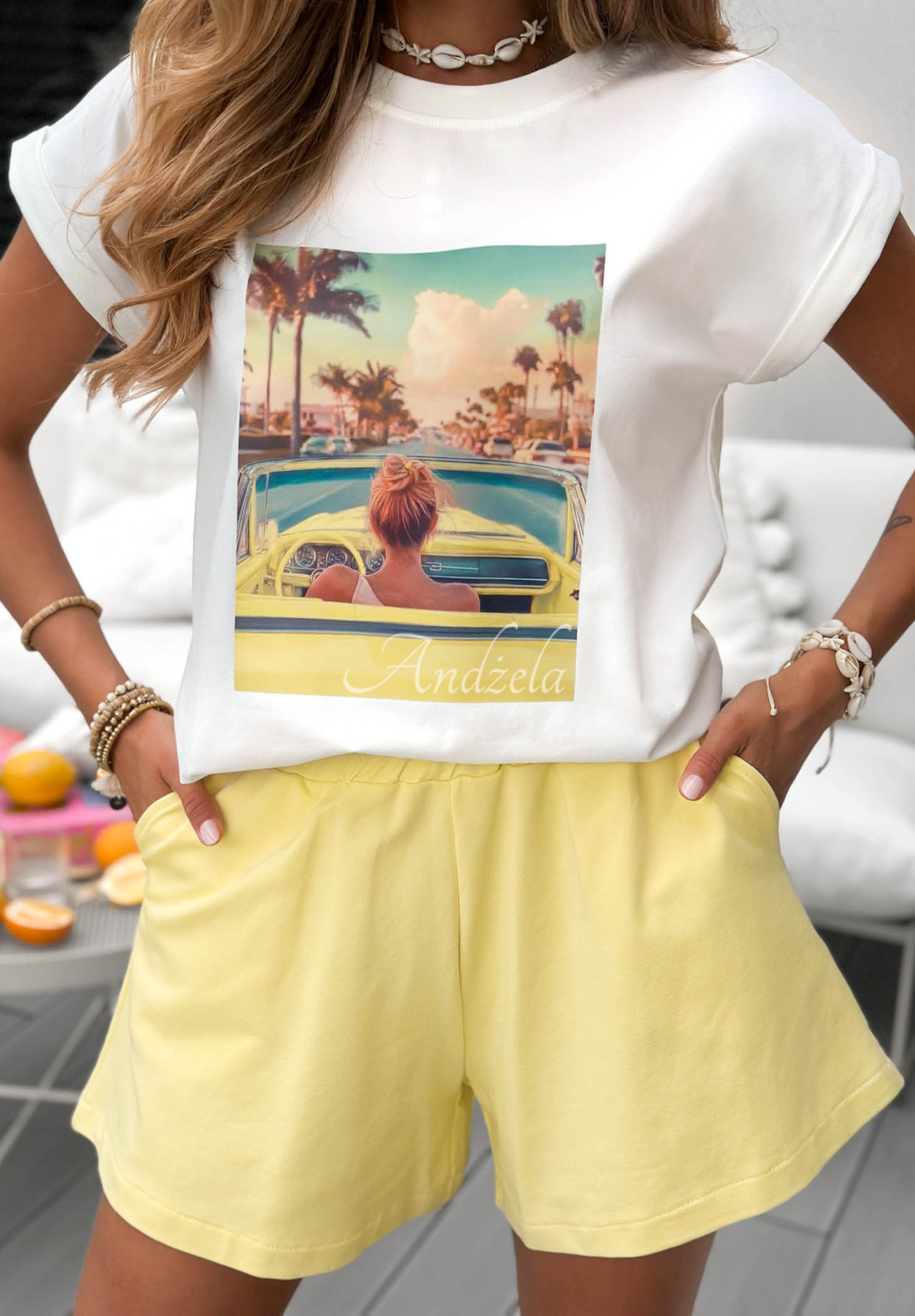 Set aus Baumwoll-T-Shirt und Shorts Wait For Now Gelb