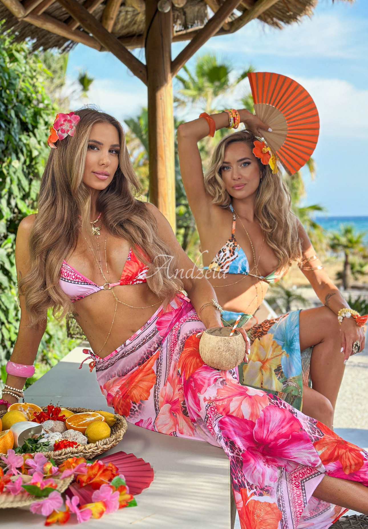 Zweiteiliges Set Badeanzug und Pareo mit Mustern Mermaid Kissy Rosa