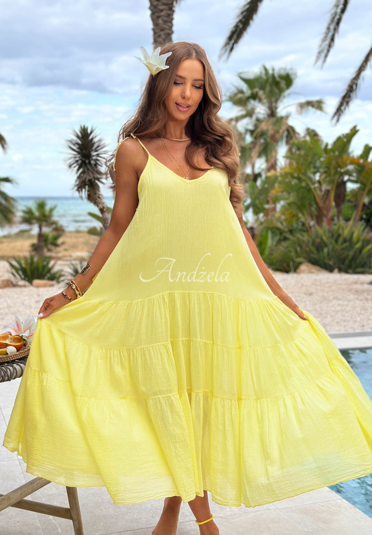 Luftiges Baumwollkleid mit Trägern und Rüschen Hot Waves Gelb