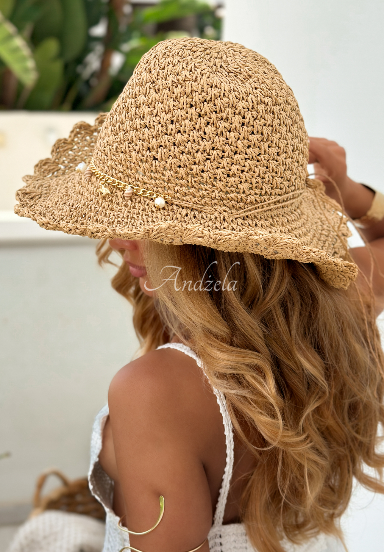 Geflochtener Hut mit Muscheln und Perlen Alyssa Beige