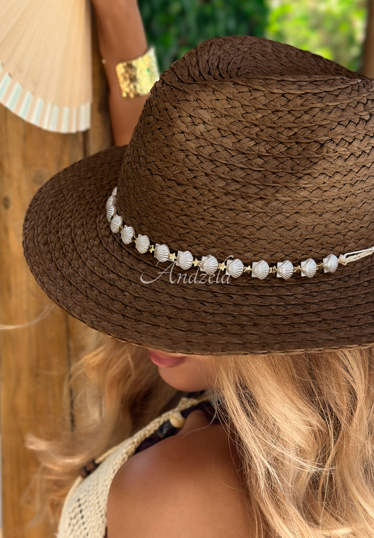 Geflochtener Hut mit Muscheln Bright Sun Camel