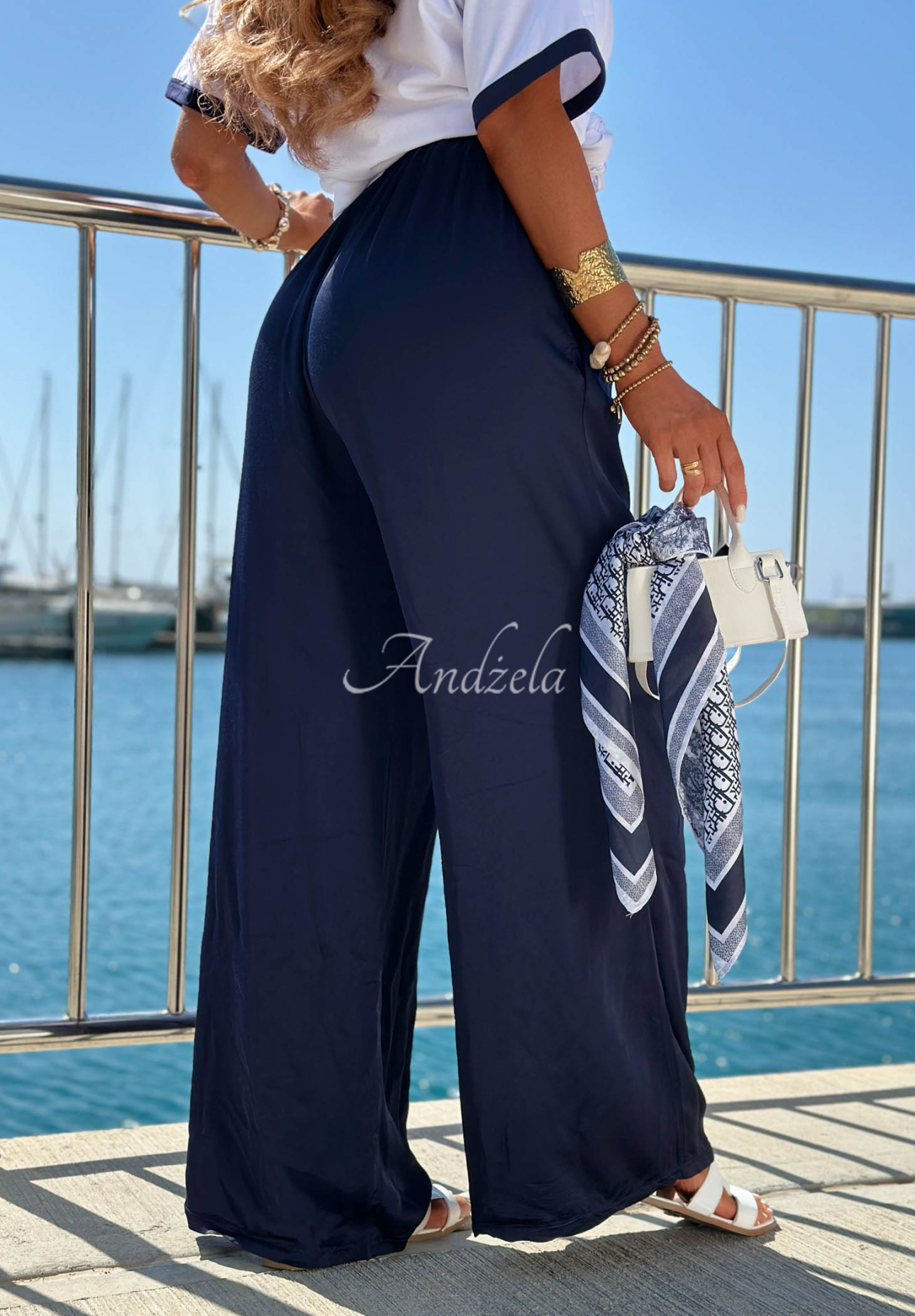 Wide-Leg Hose aus Satin-Viskose. Sea Poppy Dunkelblau
