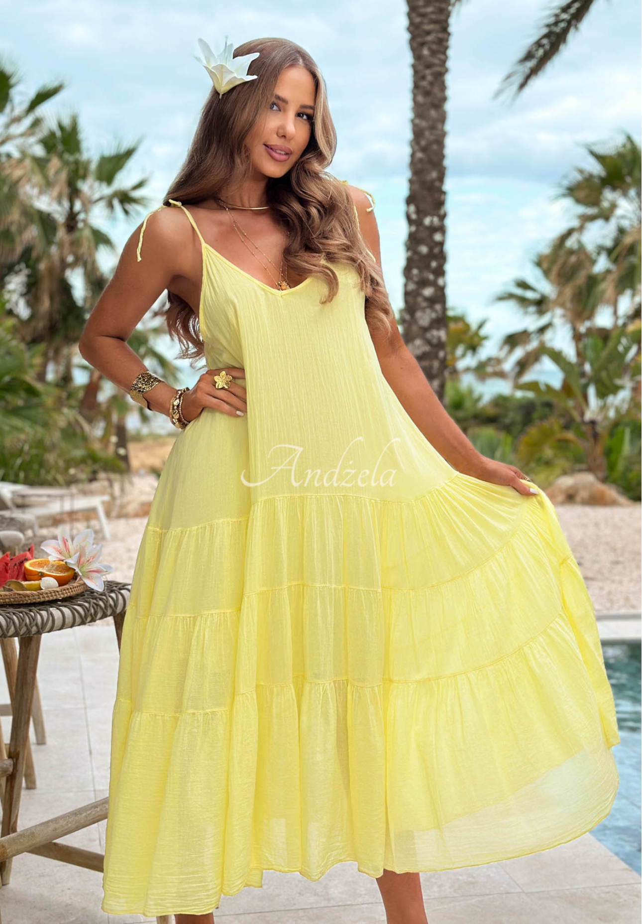 Luftiges Baumwollkleid mit Trägern und Rüschen Hot Waves Gelb