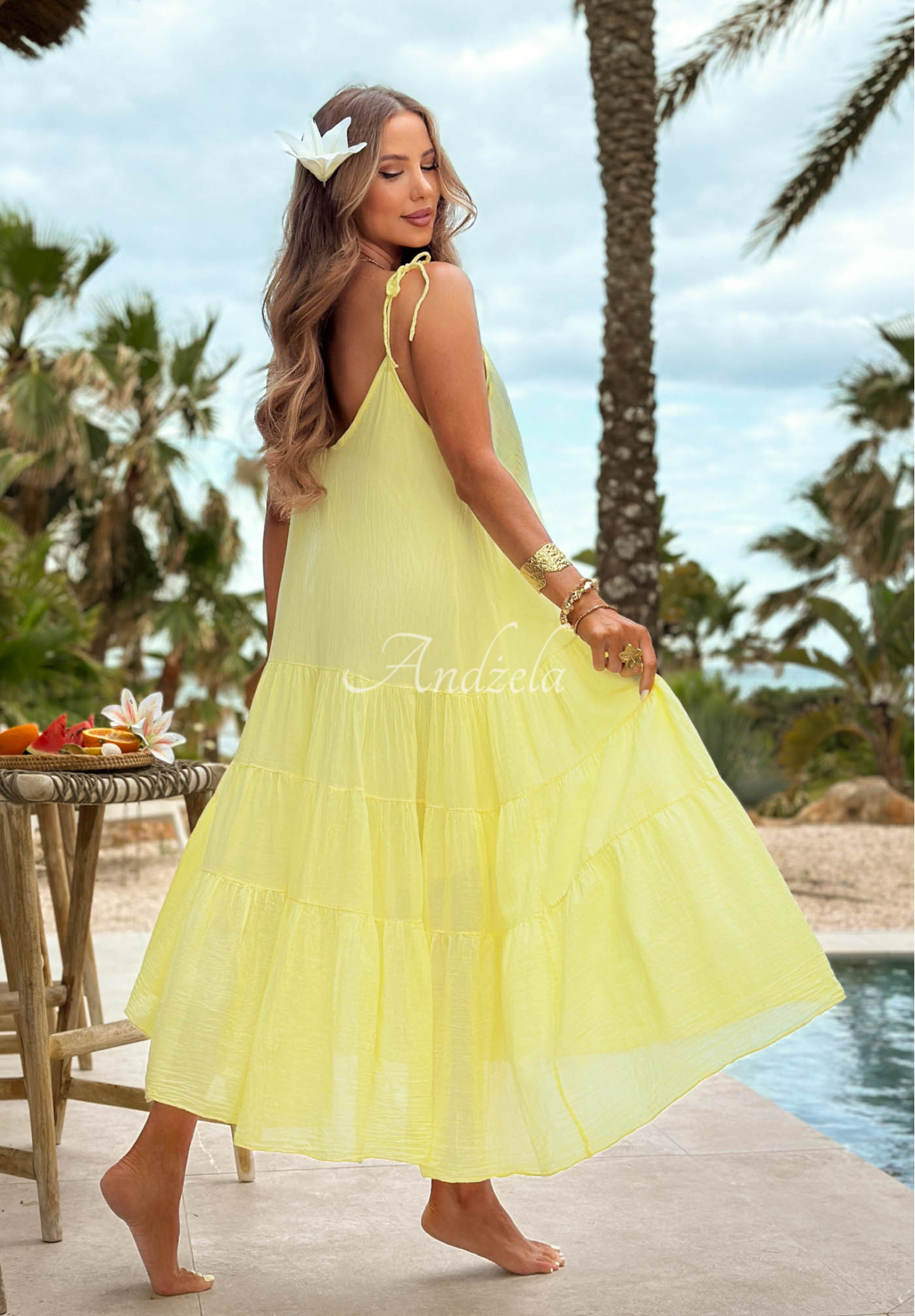 Luftiges Baumwollkleid mit Trägern und Rüschen Hot Waves Gelb