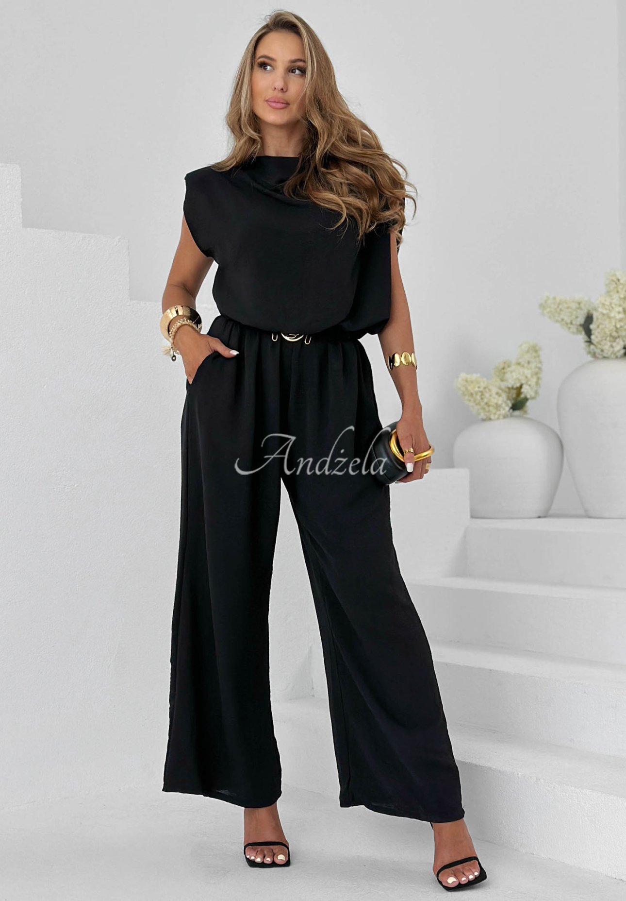 Langer Jumpsuit mit Viskose und Gürtel Sun Moment Schwarz