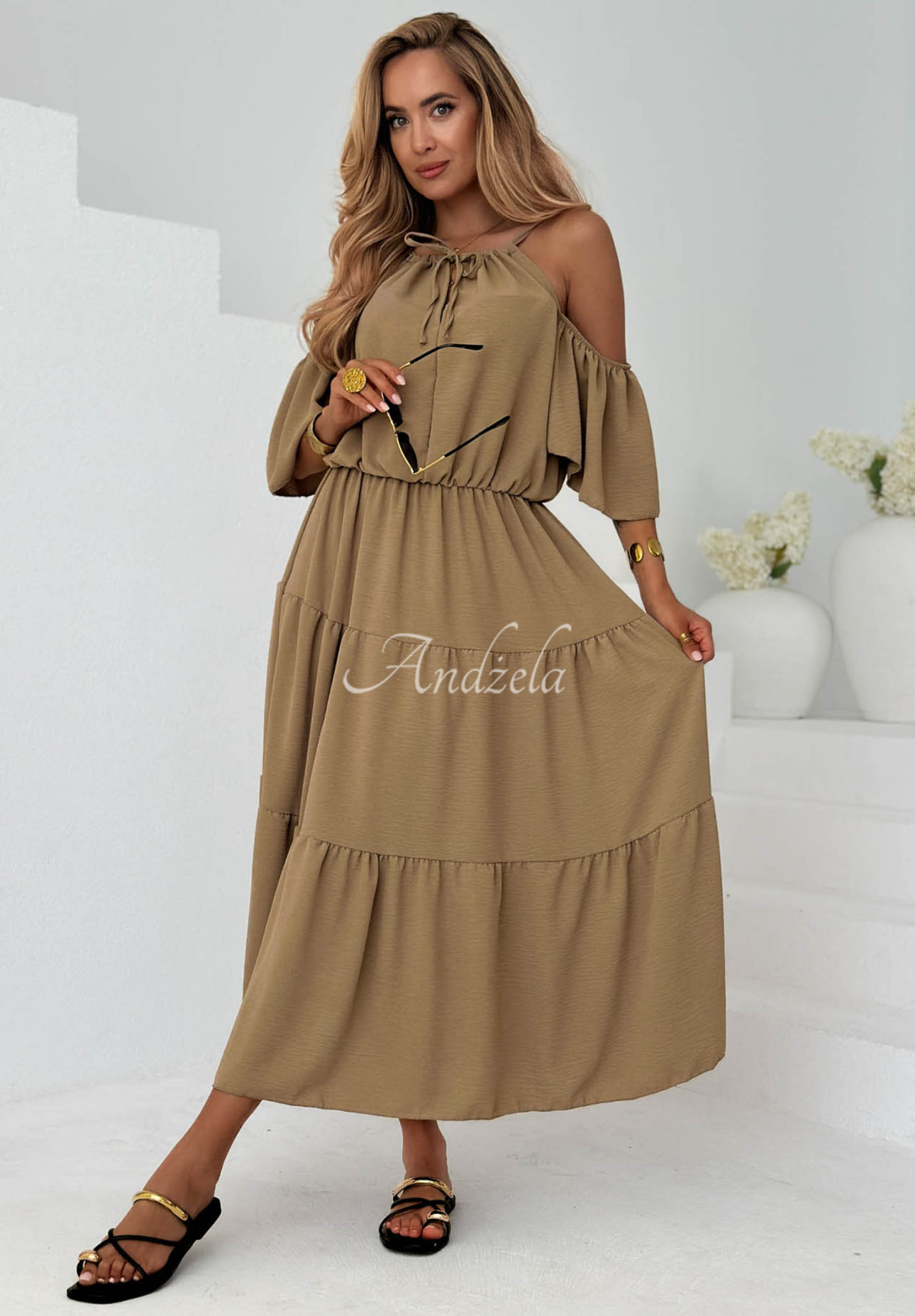 Viskose-Midi-Kleid mit Rüschen und freien Schultern Soleil Days Camel