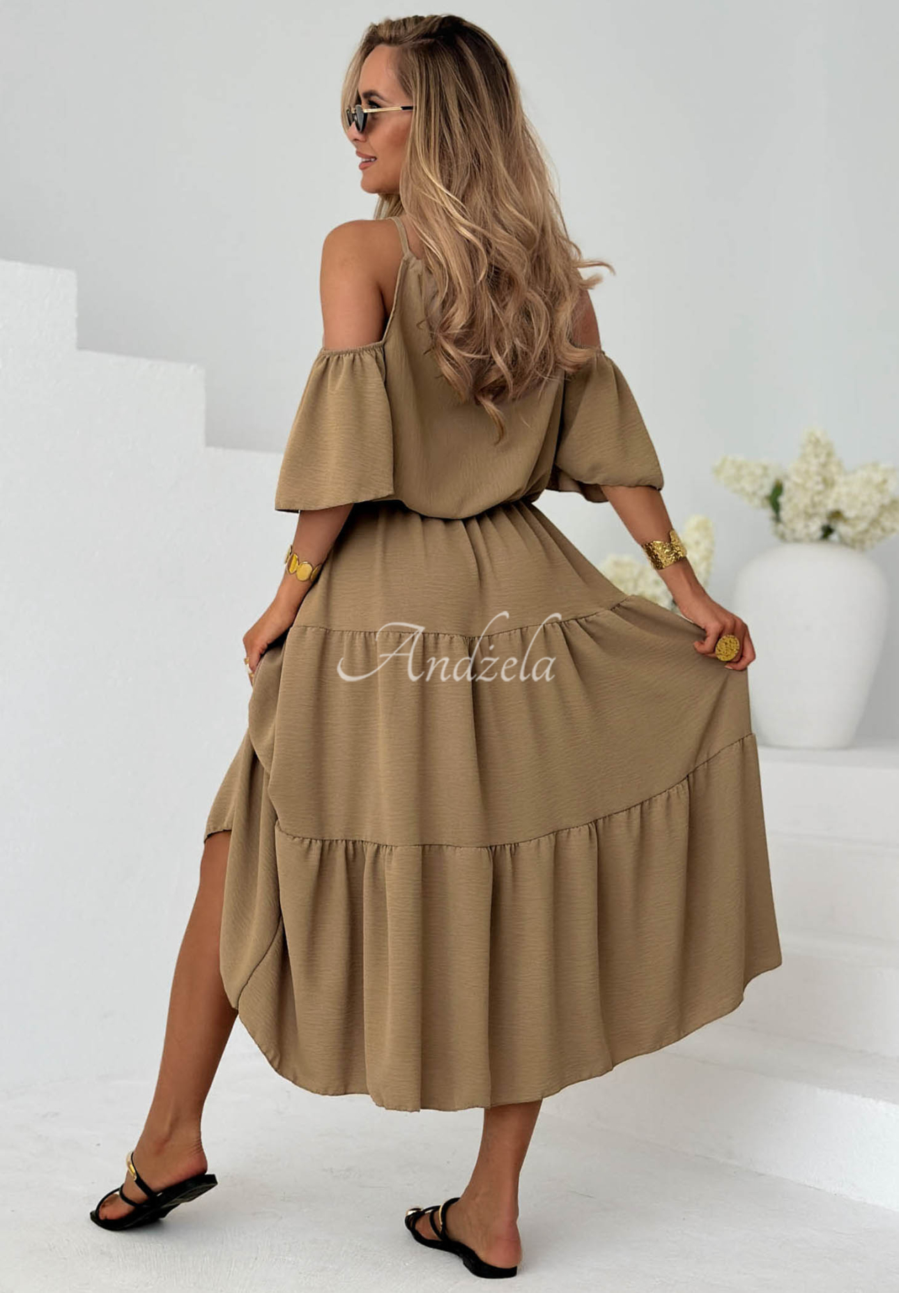 Viskose-Midi-Kleid mit Rüschen und freien Schultern Soleil Days Camel